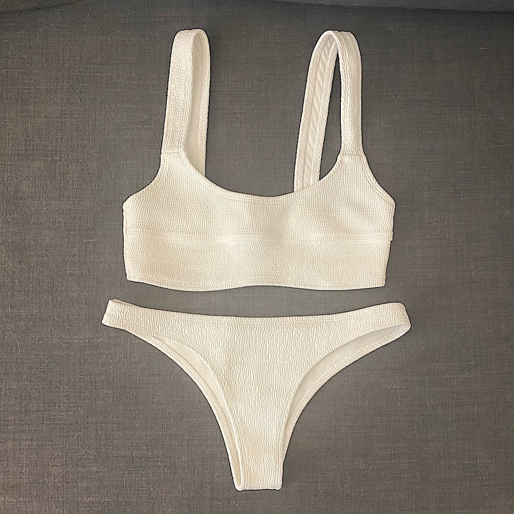 NWOT WANDERLUST SWIM White Bikini Set